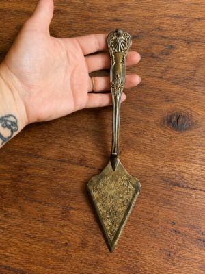 Brass Old King Cake Server