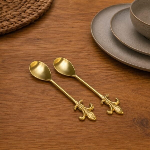 Gold Tea Spoons Set of 2, Stainless Steel Vintage Floral Handle Coffee & Dessert Spoons for Home Dining